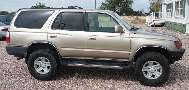2001 4RUNNER (13).jpg